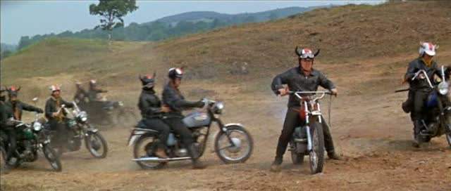 Triumph 5T
