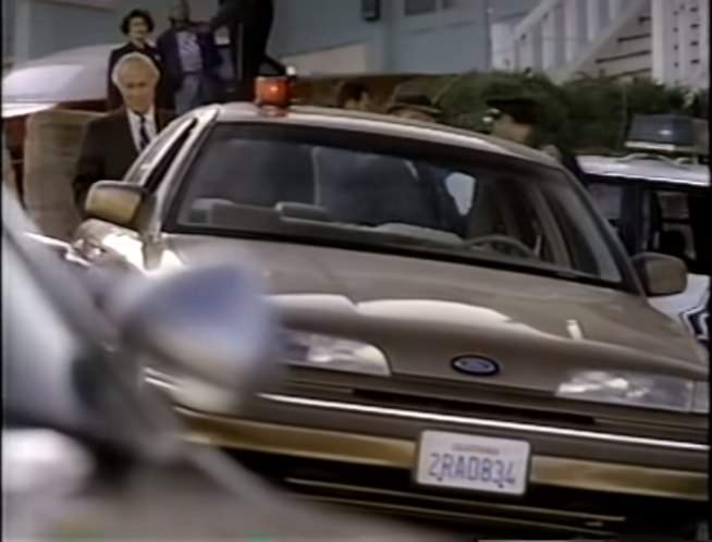 Ford Crown Victoria