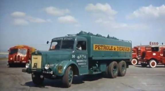 Autocar U-7144-T