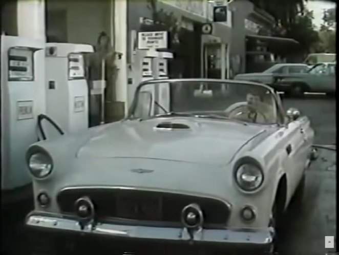 Ford Thunderbird