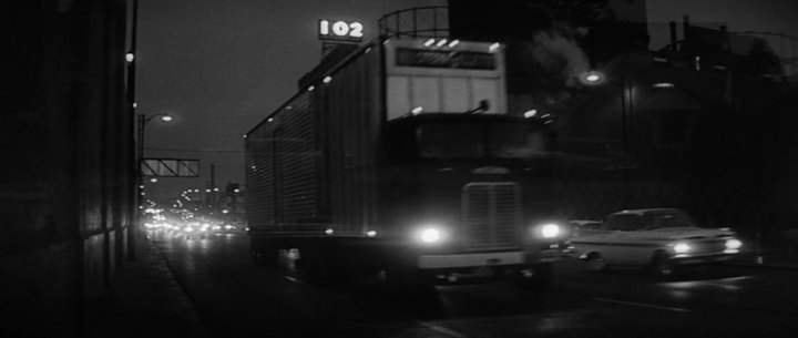 White-Freightliner WFT-7264 T