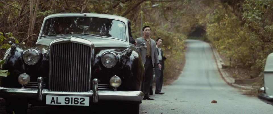 Bentley S2