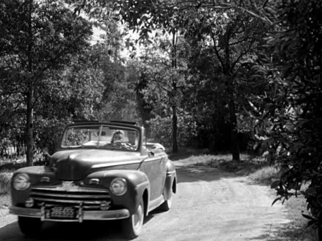 Ford Super De Luxe