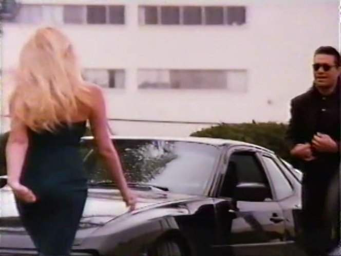 Porsche 944