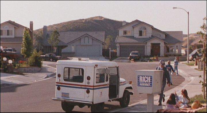 AM General DJ-5 Dispatcher