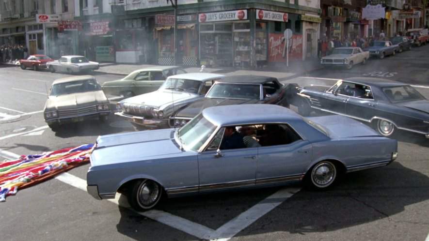 Dodge 330