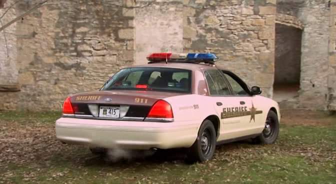 Ford Crown Victoria