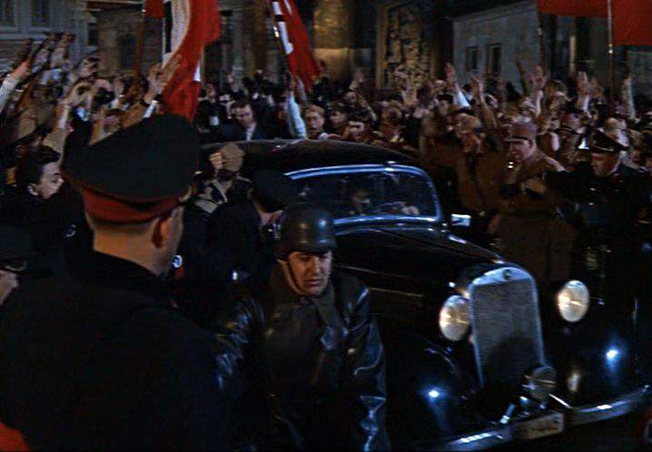 Mercedes-Benz 230 Lang