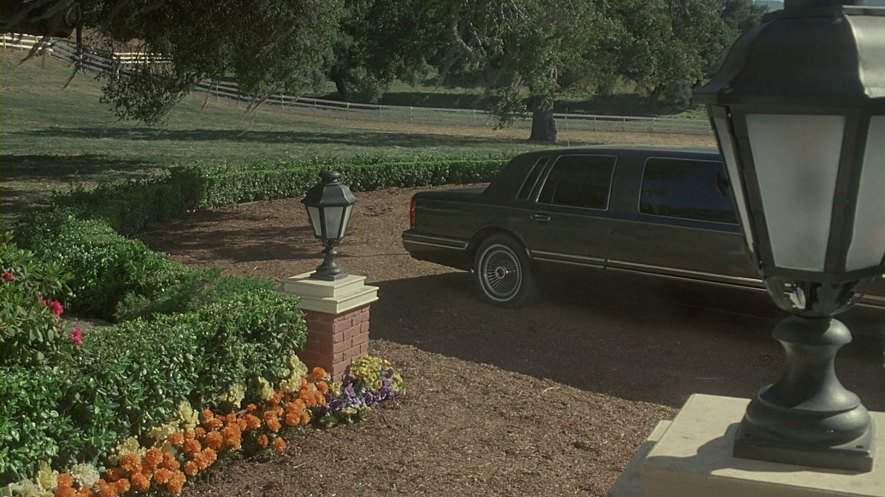Lincoln Town Car Stretched Limousine
