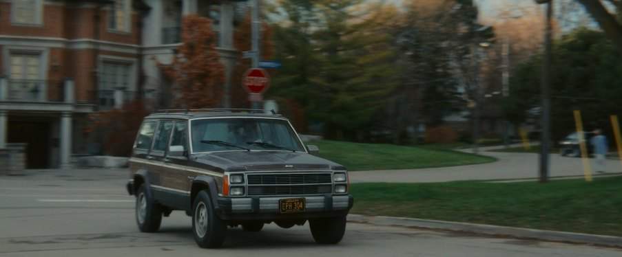 Jeep Wagoneer