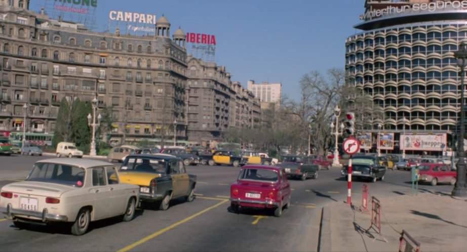 Renault 8