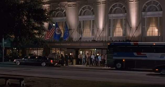 Lincoln Town Car Stretched Limousine