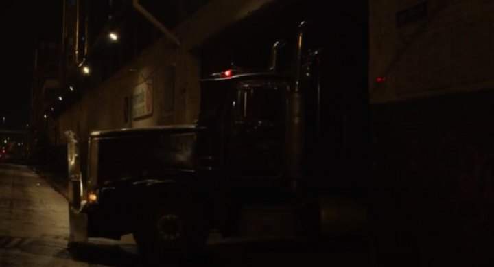 Peterbilt 377