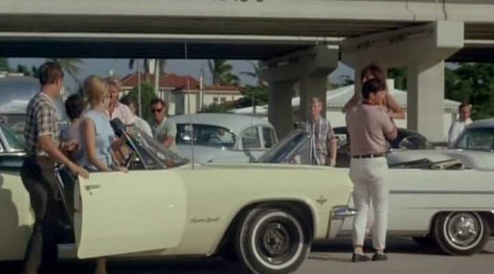 Oldsmobile F-85 Cutlass