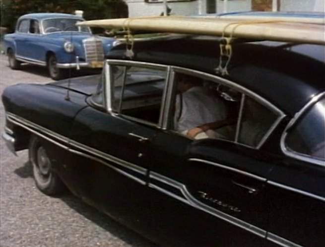 Mercedes-Benz 220 S