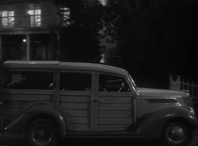 Ford V8 De Luxe Station Wagon