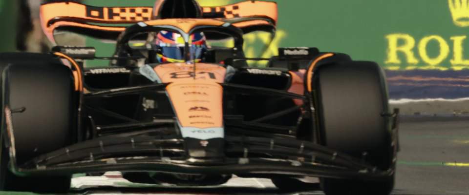 McLaren MCL60 Mercedes