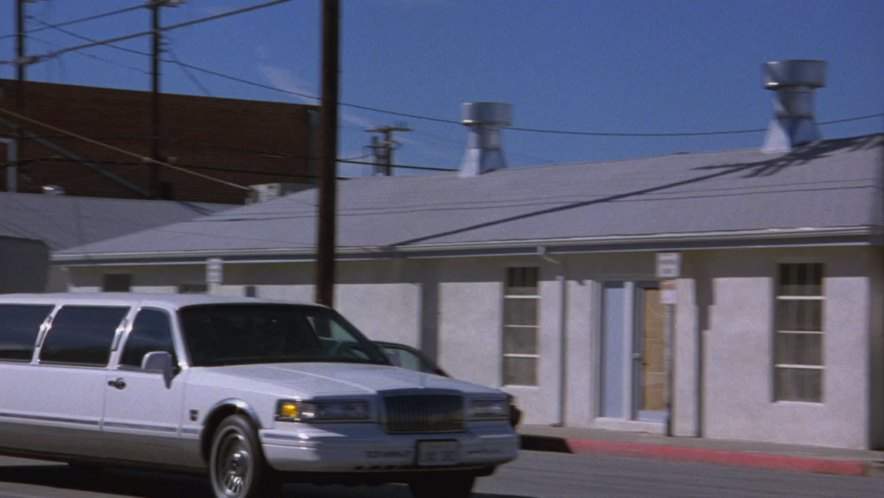 Lincoln Town Car Stretched Limousine