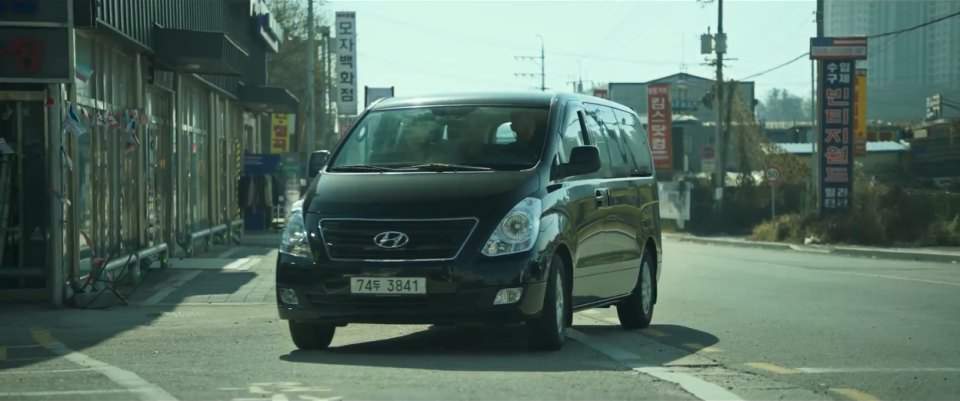 Hyundai Grand Starex