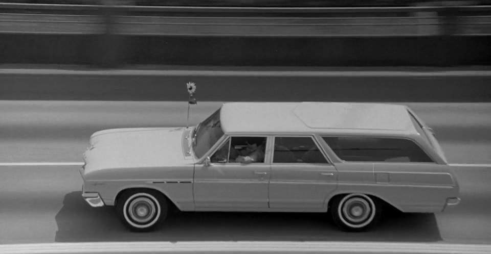 1965 Buick Special Deluxe in The Slender Thread