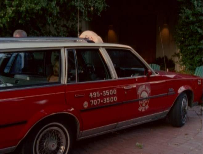 Oldsmobile Cutlass Cruiser