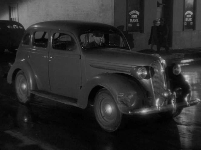 Plymouth De Luxe