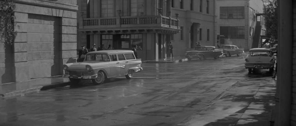 Ford Country Sedan
