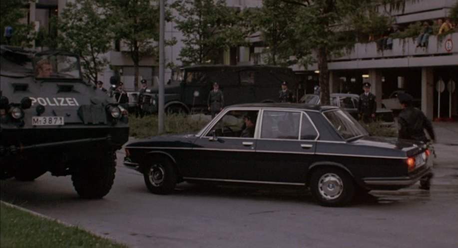 BMW 2800