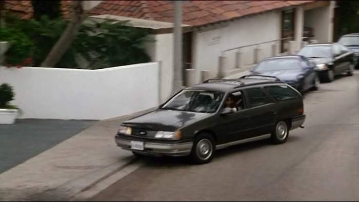 Ford Taurus
