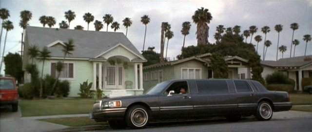 Lincoln Town Car Stretched Limousine