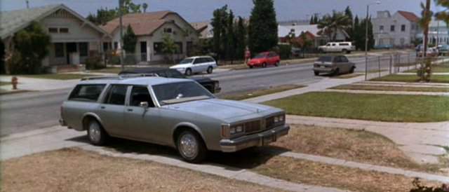 Oldsmobile Custom Cruiser