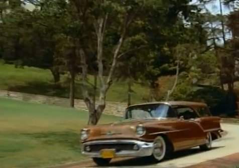 Oldsmobile Super 88 Fiesta