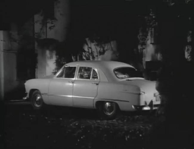 Ford Custom De Luxe
