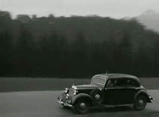 Mercedes-Benz 230 Lang