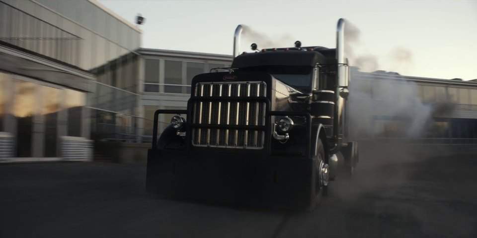 Peterbilt 379