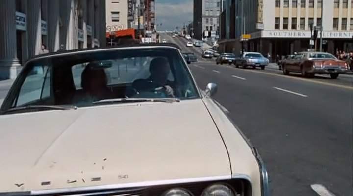 Lincoln Continental Mark IV