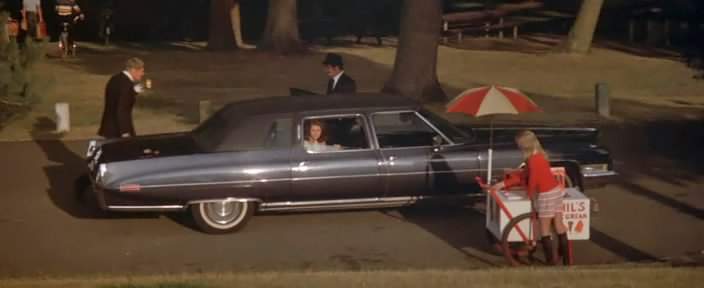 Cadillac Fleetwood 75