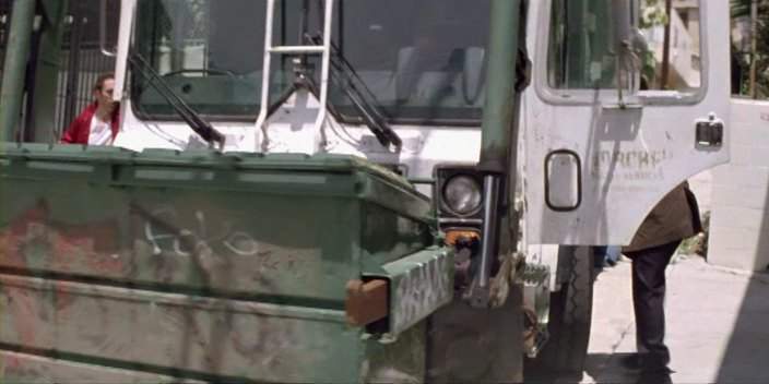 Mack MR