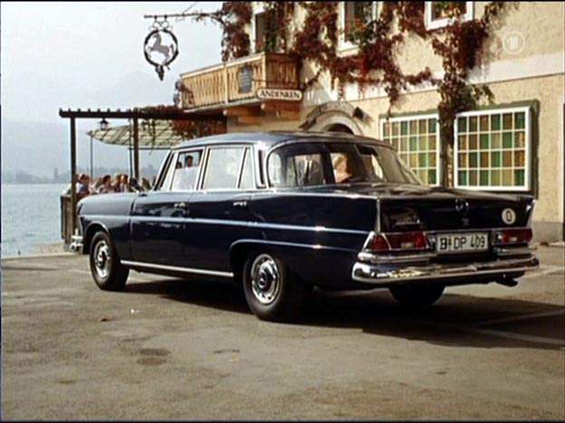 Mercedes-Benz 220 S