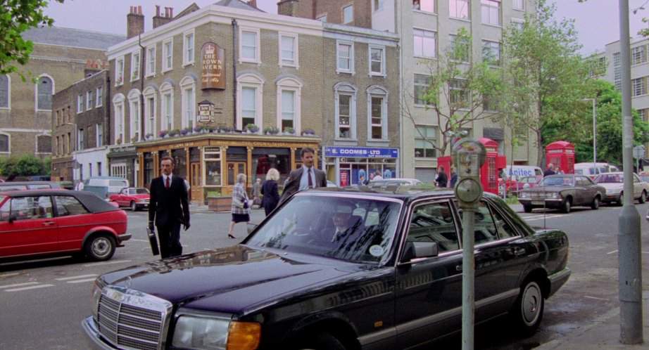 Mercedes-Benz 300 SE