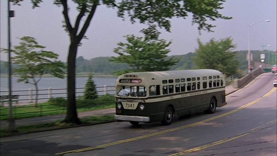 GMC TDH 4512