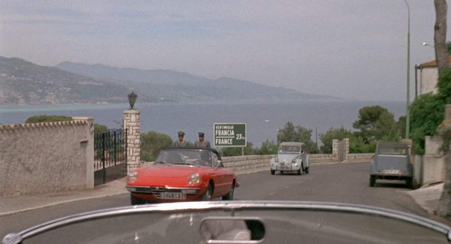 Alfa Romeo 2000 Spider Veloce