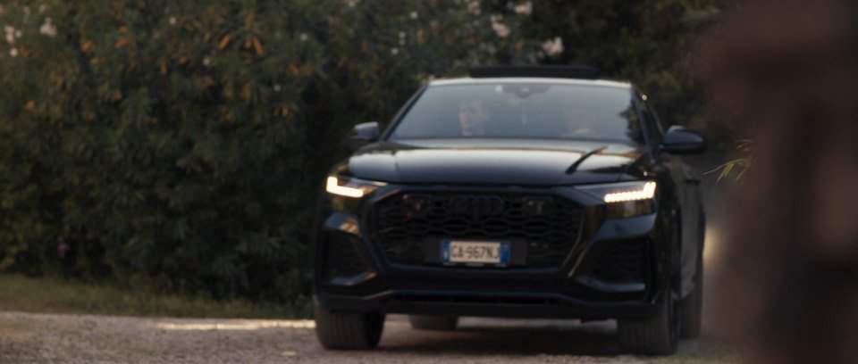 Audi RSQ8