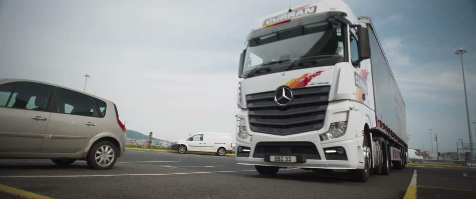 Mercedes-Benz Actros 2551