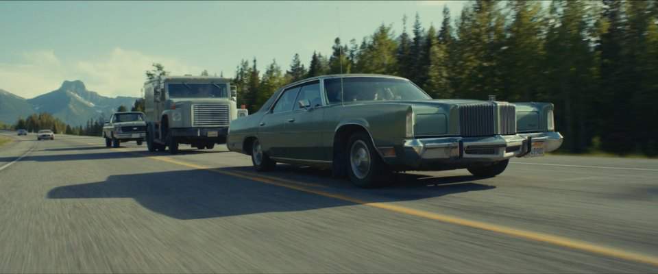 Chrysler New Yorker Brougham