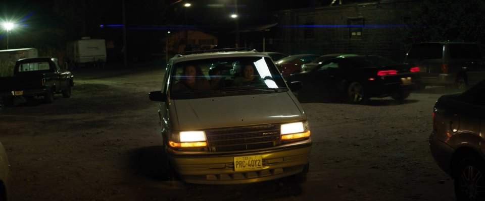 Plymouth Voyager