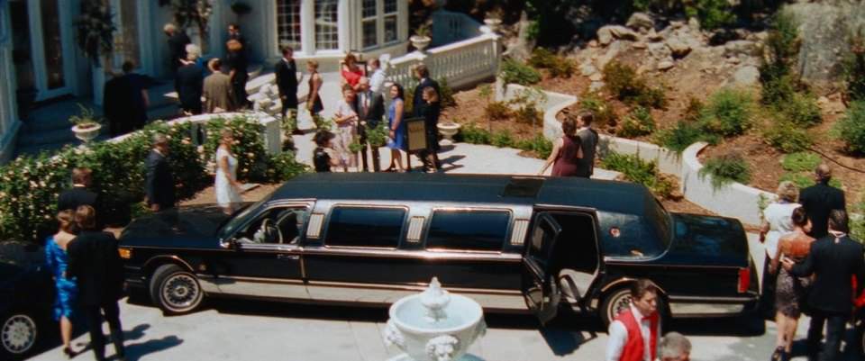 Lincoln Town Car Stretched Limousine