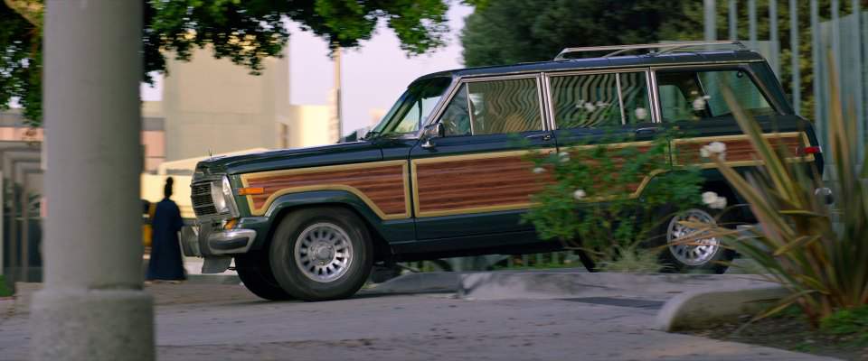Jeep Grand Wagoneer