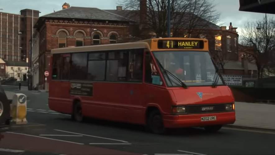 1995 Optare MetroRider in Dirty Egg