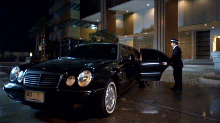 Mercedes-Benz E-Klasse Stretched Limousine